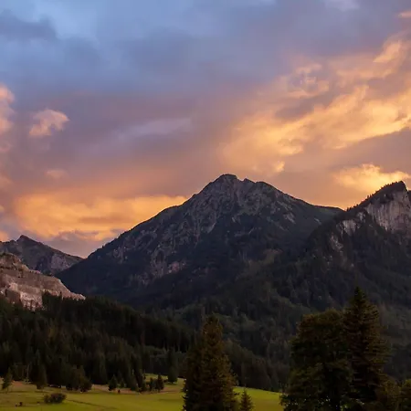 Haus Burgel Inklusive Koenigscard Appartamento Vils