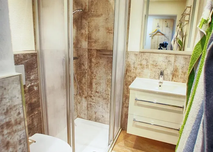 Haus Burgel Inklusive Koenigscard * 菲尔斯